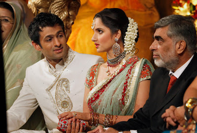 Sania Mirza Hot in Saree Wedding Reception Stills