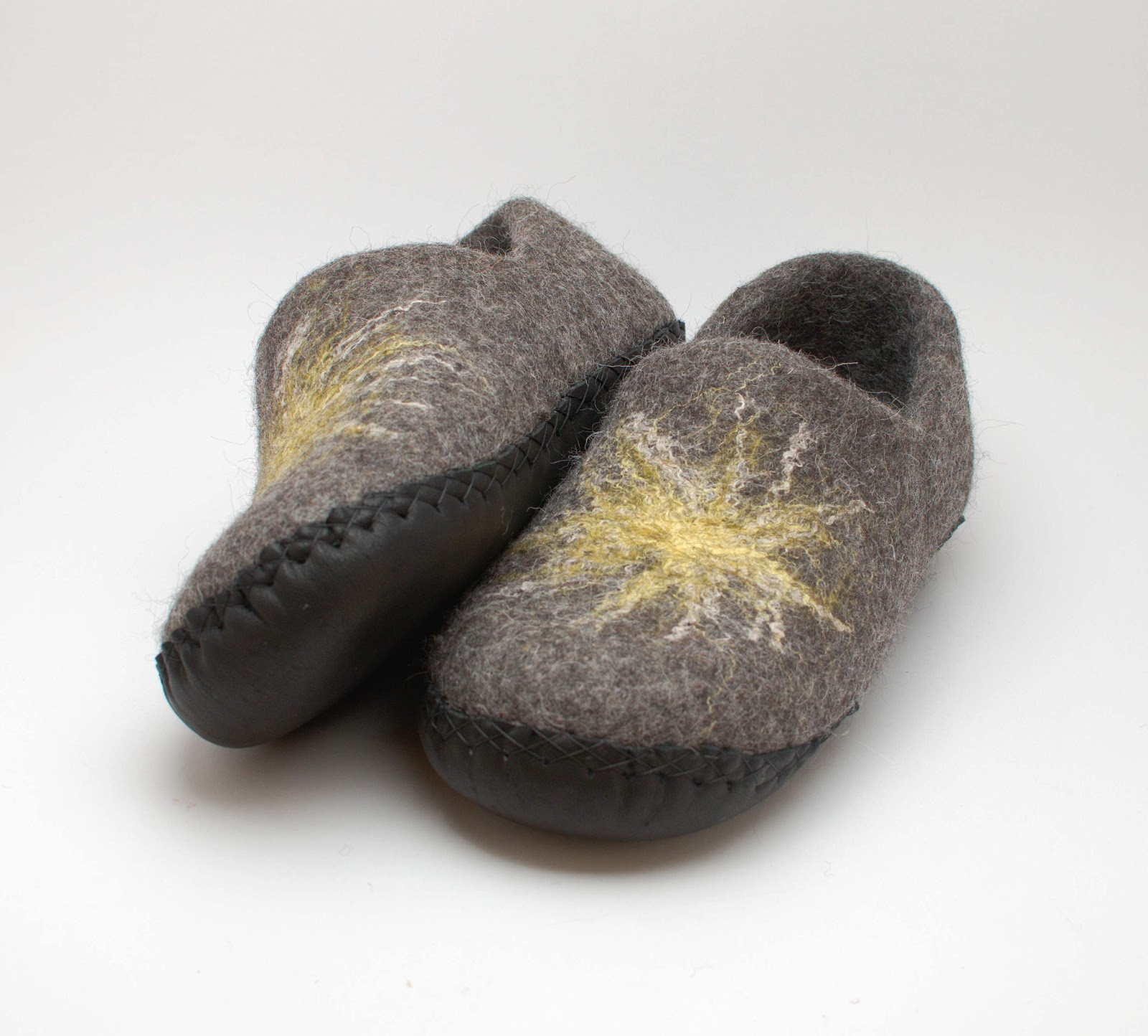 Woolenclogs organic wool felt clogs Валяние