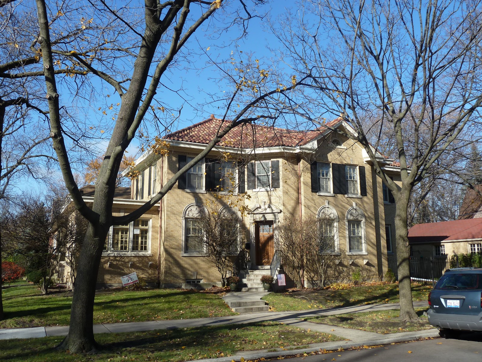 The Chicago Real Estate Local Home sales, photos in Peterson Woods