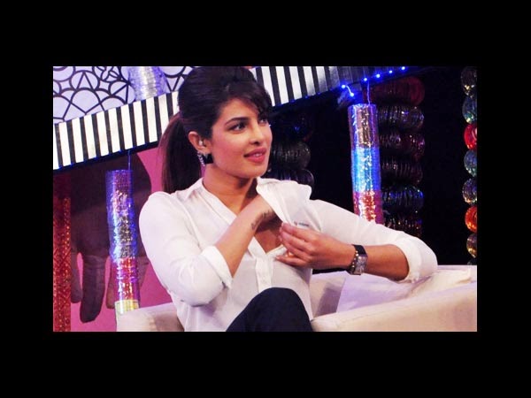 priyanka chopra ka best dance sonam kapoor wardrobe malfunction pics top 15 sonam priyanka chopra ka best dance sonam kapoor wardrobe malfunction pics top 15 sonam