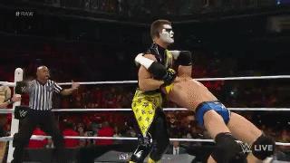 [IMAGE:http://4.bp.blogspot.com/-sCyn-t1yiSE/VgtDniOHvxI/AAAAAAAAlfg/u69QowYyO6E/s1600/The%2BQueen%2527s%2BCrossbow%2B3.gif]