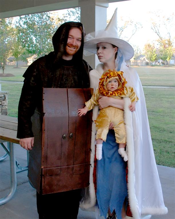 The Red Webs Family Halloween Costume 2012