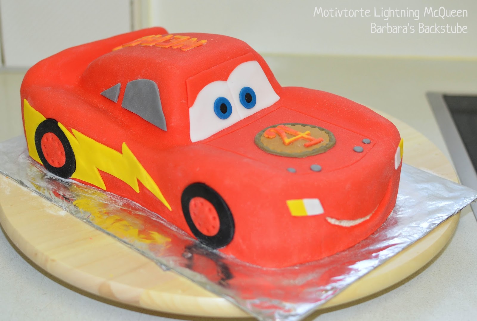 Torte kaufen cars Apple logo