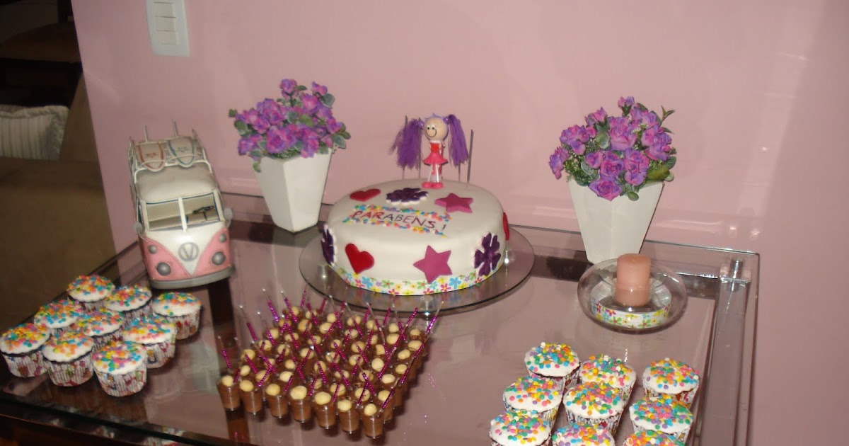 Marilia Cakes: Bolo, cupcakes e brigadeiros Julinha!!! Parabéns