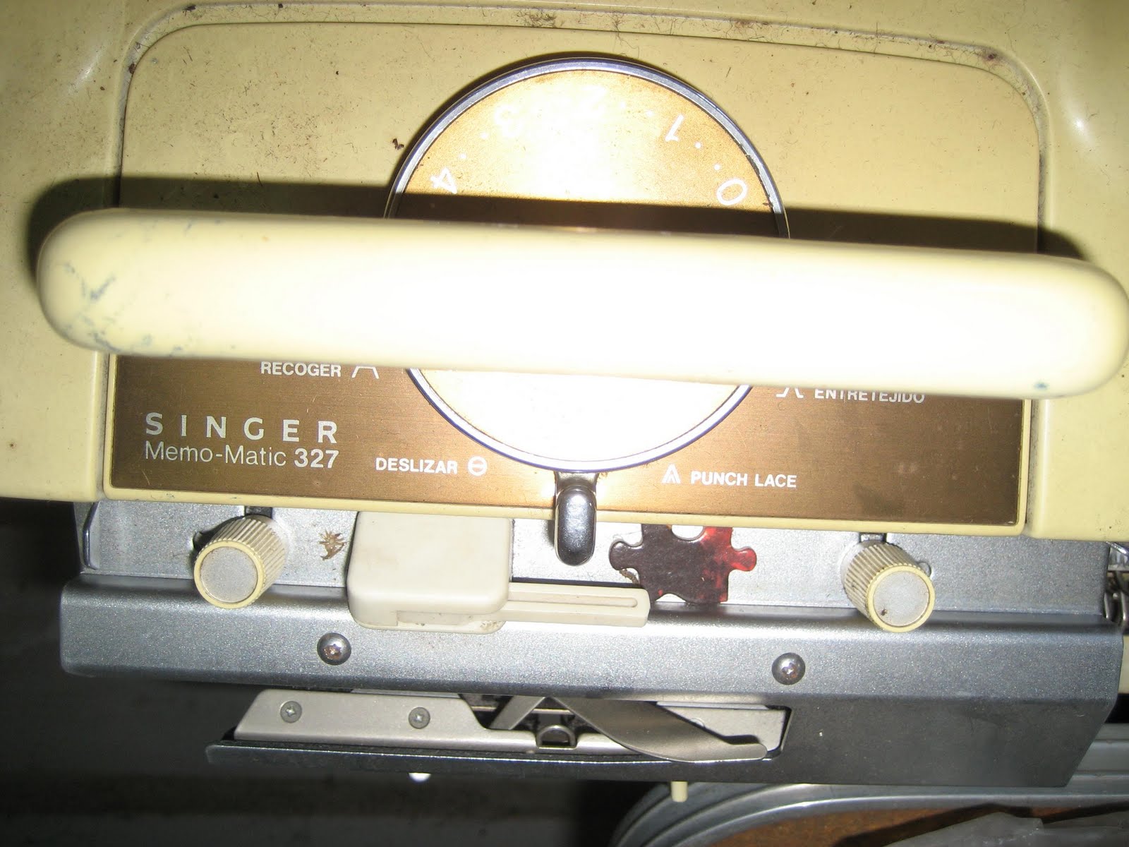 articulos a la venta por poca plata: Maquina De Tejer Singer Memo-matic 327