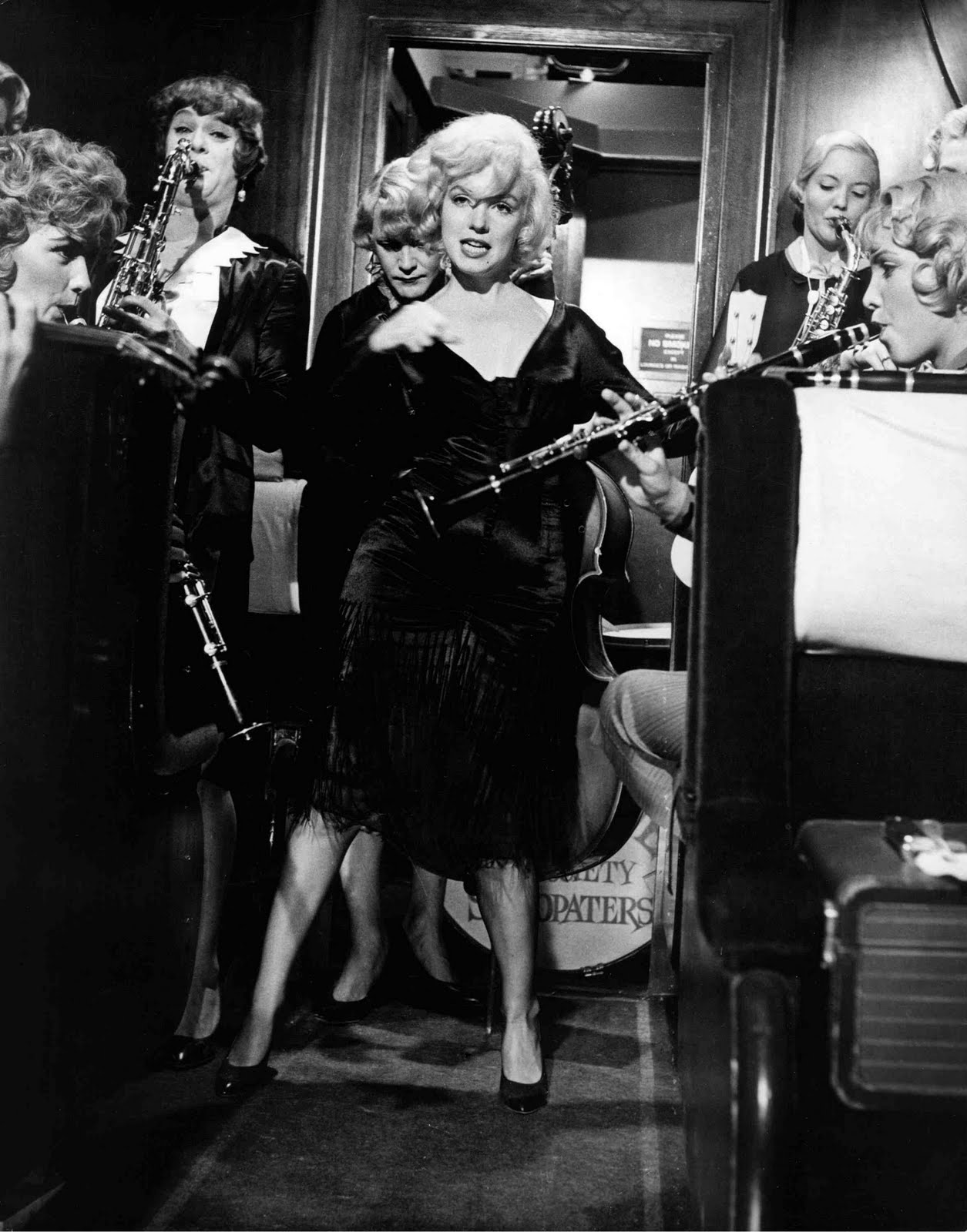 Marilyns Sexy Six Marilyns Sexy Six