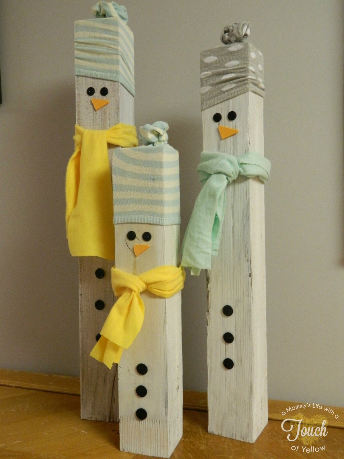 A mommy's life...with a touch of YELLOW Fence Post Snowmen