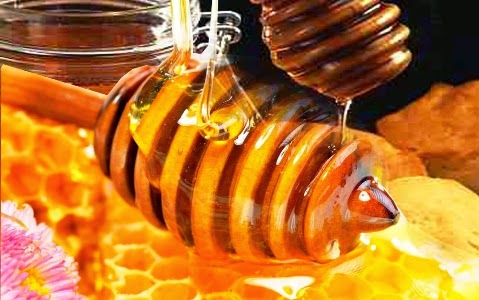 Cara Merawat Wajah Dengan Madu Cara Merawat Wajah Dengan Madu