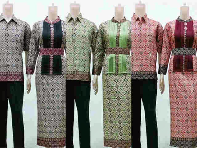 Batik Sarimbit Setelan Rok Dan Blus Panjang Larissa Tenun batik sarimbit setelan rok dan blus panjang larissa tenun