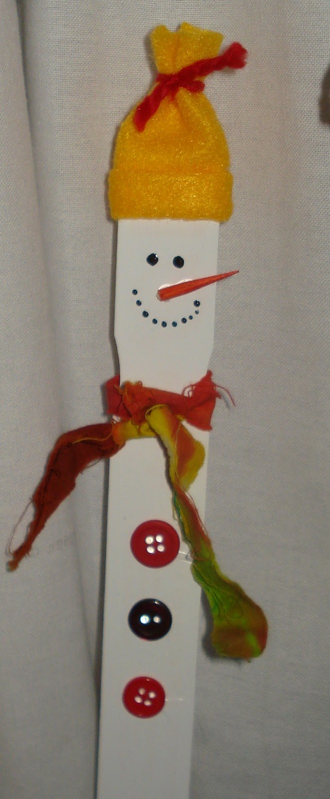 Modern yet OldFashioned Paint Stick Snowman