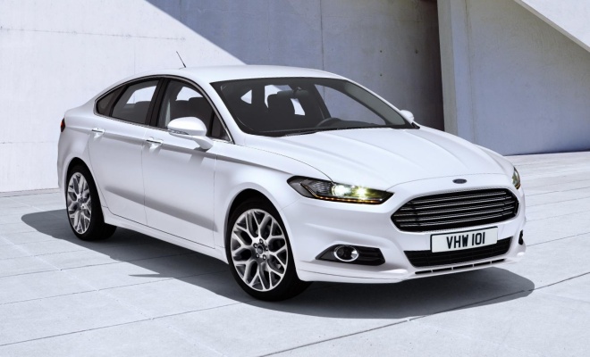 2012 Ford Mondeo - front view