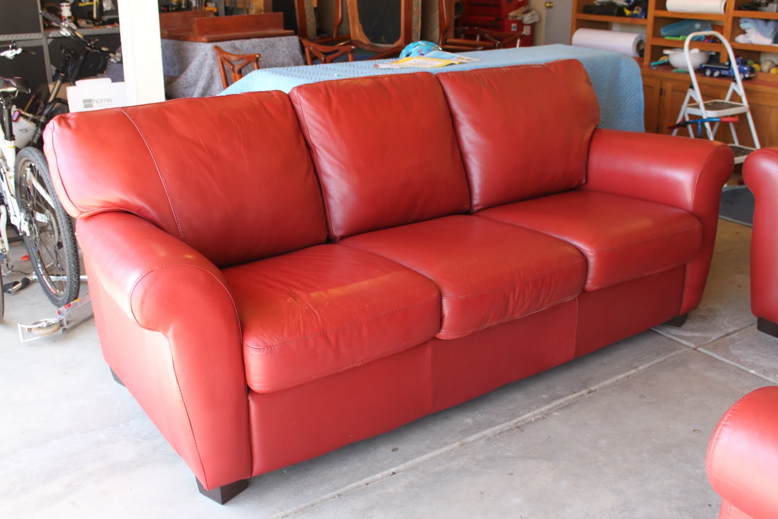 She Finds Retro Red leather furniture for sale!