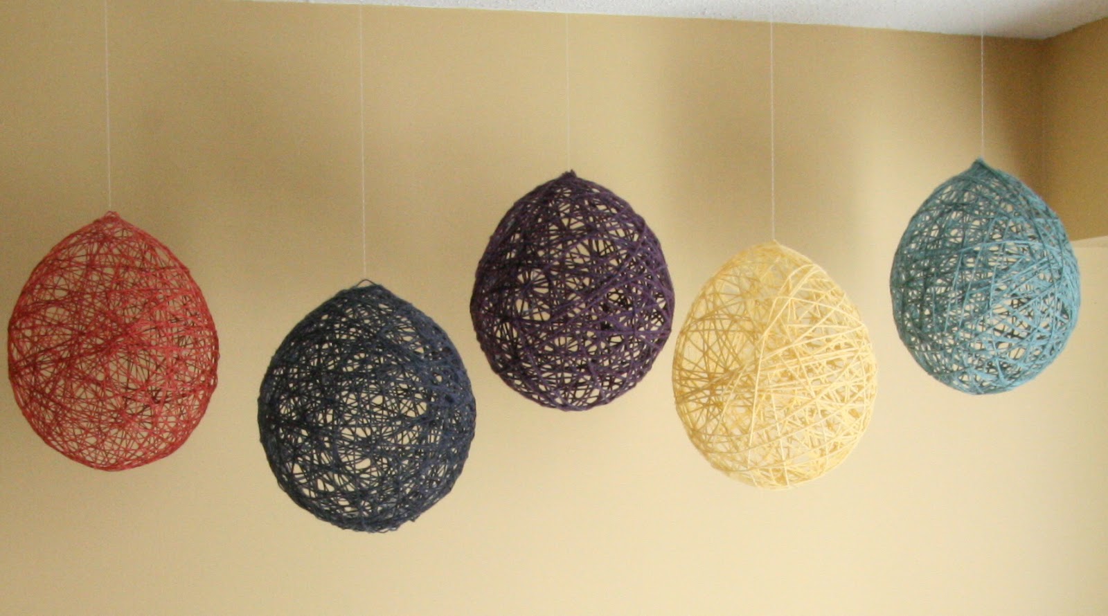More Like June Yarn Balloon Decorations Tutorial
