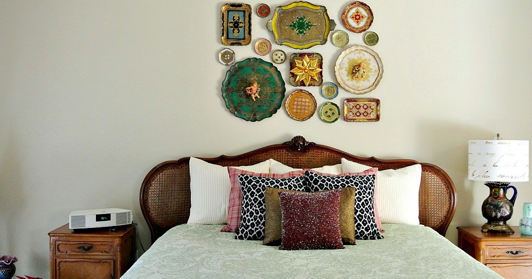 Touching the Past Christmas decorating is about . . . pillows