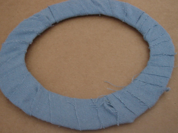 All Thumbs Crafts Rag Ball Wreath Tutorial