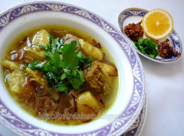 Soto Madura (Maduranese yellow beef soup) | Çitra's Home Diary. #resepsotoadura #Indonesiancuisine #beefsoup #indonesisch #resepsoto