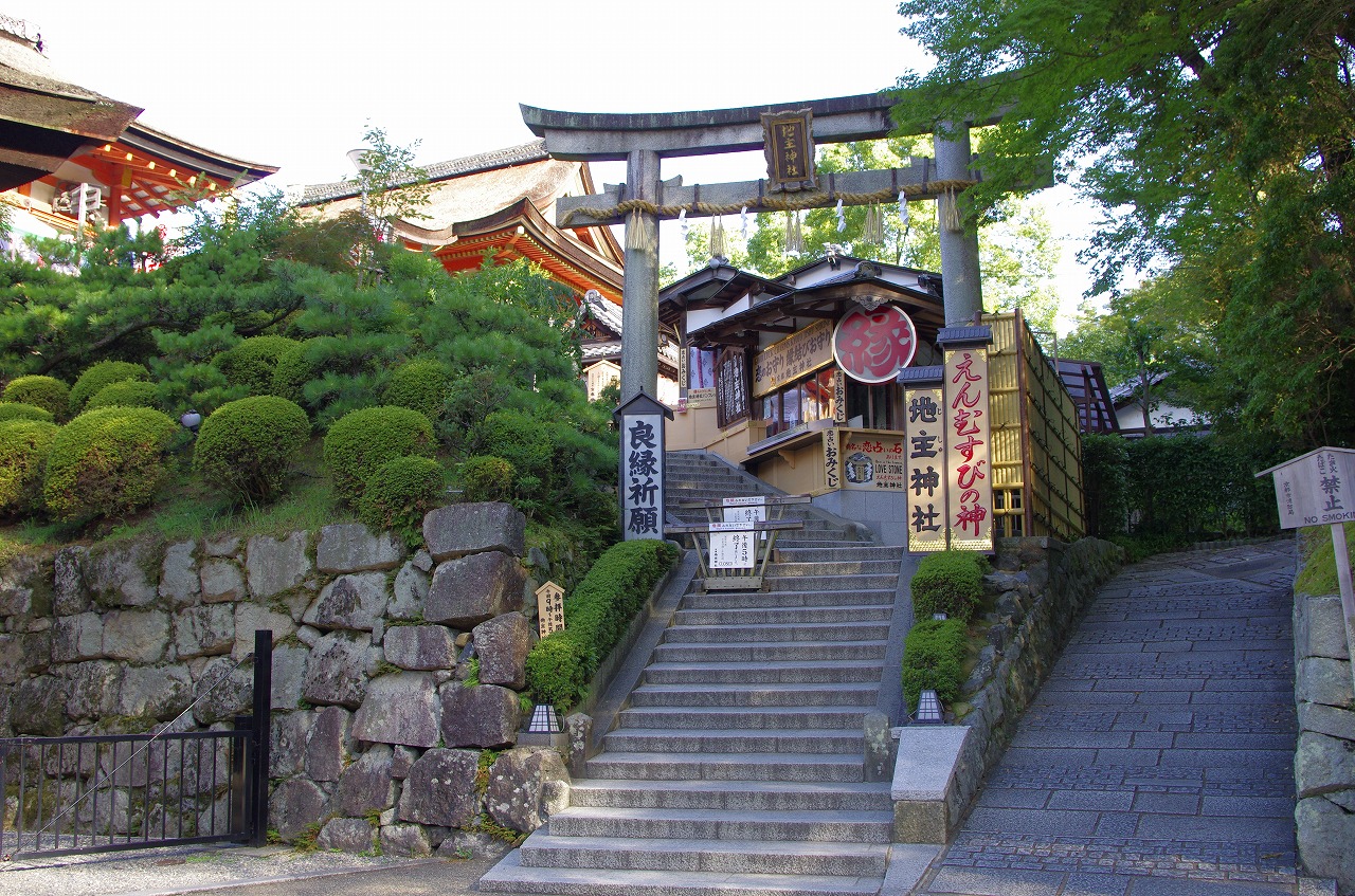 Life生活網 去日本就是要來這些神社啊 盤點 5間靈驗神社 大集合 原來求戀愛運就是去要這啊