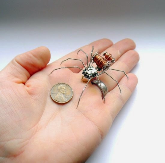 Insetos e aracnídeos mecânicos nas incríveis mini-esculturas de Justin Gershenson-Gates Justin Gershenson-Gates AMechanicalMind deviantart esculturas engrenagens animais mecânicos aranhas insetos metais