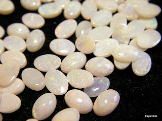 Драгоценные камни. Опал.