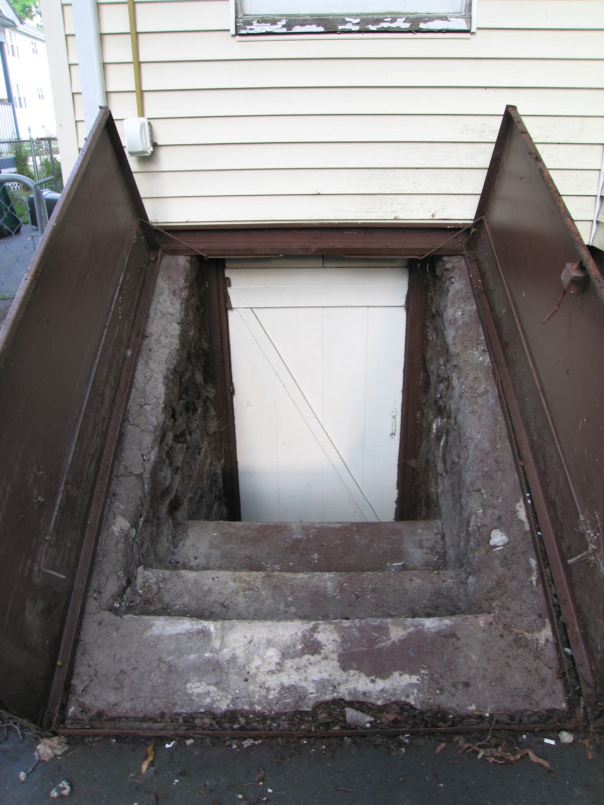 House out of Focus Basement bulkhead