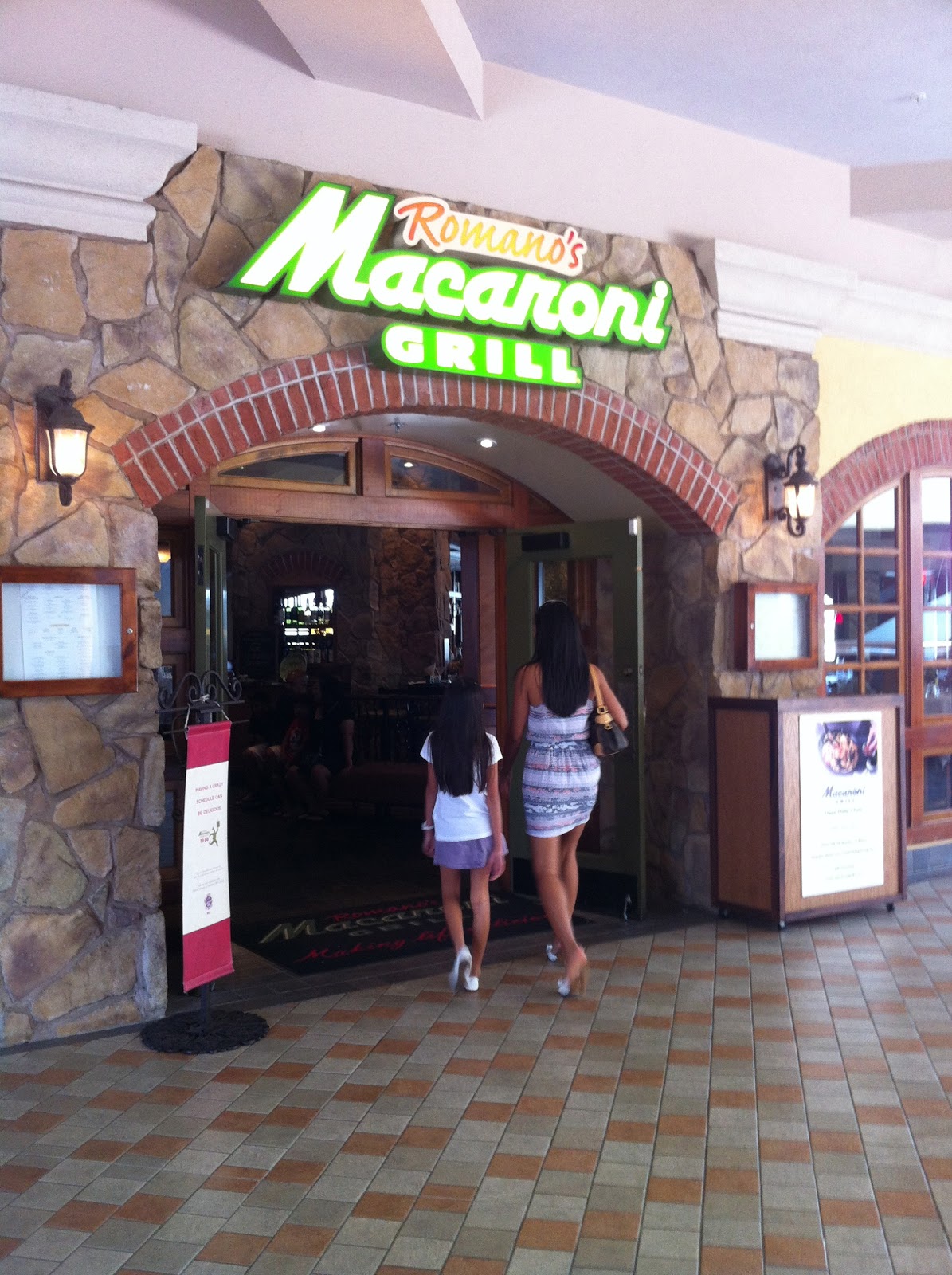 TASTE OF HAWAII ROMANO'S MACARONI GRILL ALA MOANA CENTER