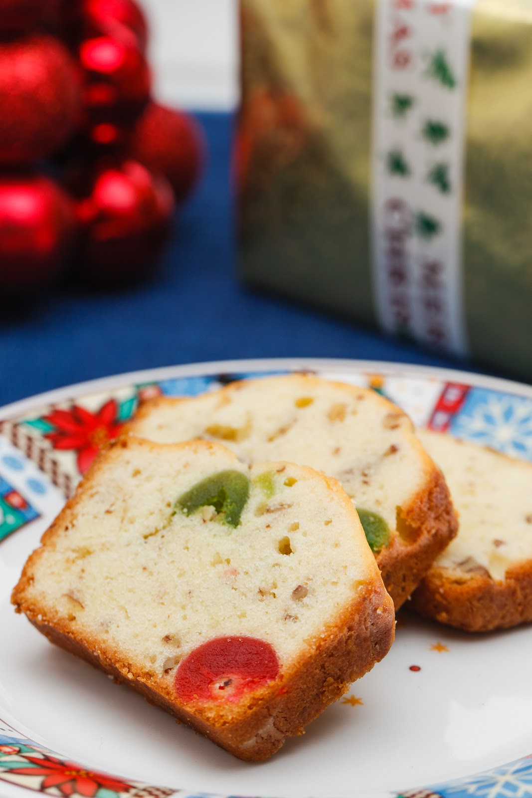 Mincemeat fruitcake kruizing with kikukat: Mini Cream Cheese Cherry Fruitcake