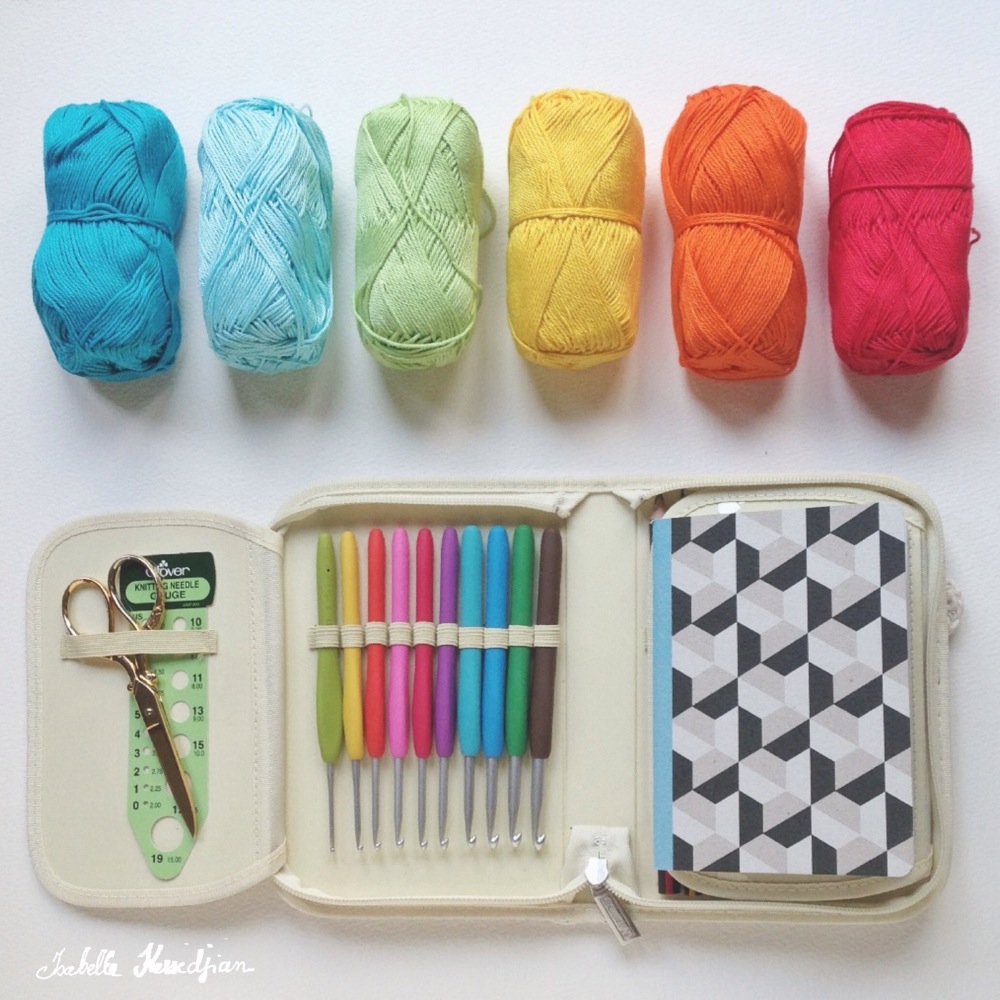 Isabelle Kessedjian: The serial crocheteuses n?178 : Le kit crochet.