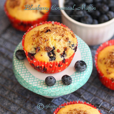 blueberry cornmeal muffin | cornbread blueberry muffins
