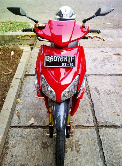 Modifikasi Vario CW Red Style