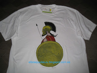 Camiseta pintada a mano. Espartanos Camiseta-pintada-mano-espartanos-300