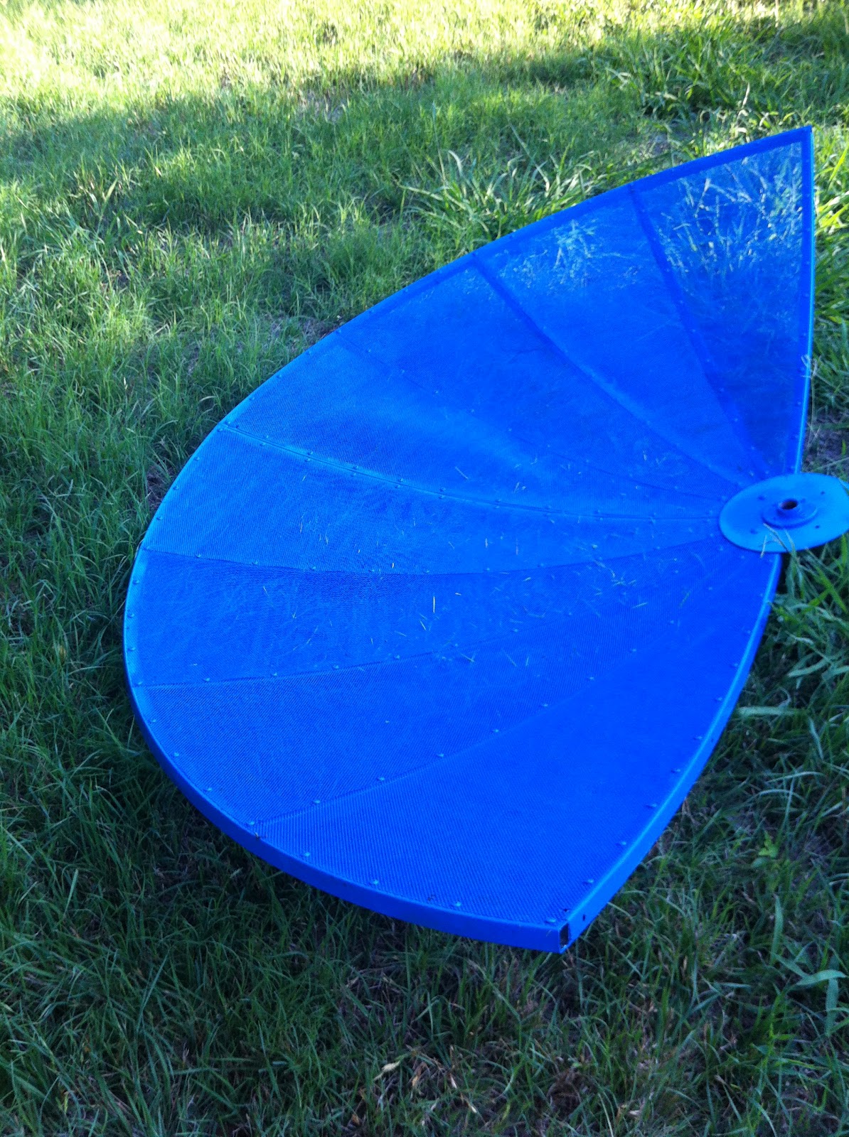 Handy Mandy's Project Emporium Satellite Dish Patio Umbrella