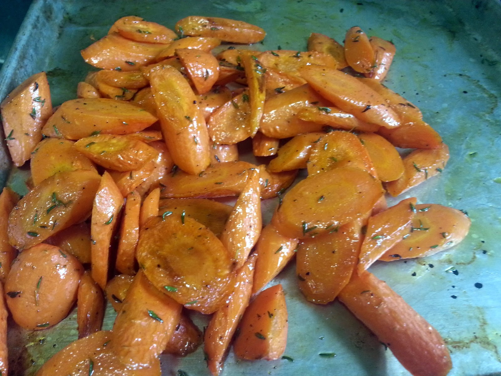 MakeMeals Mama Roasted Carrots with Thyme