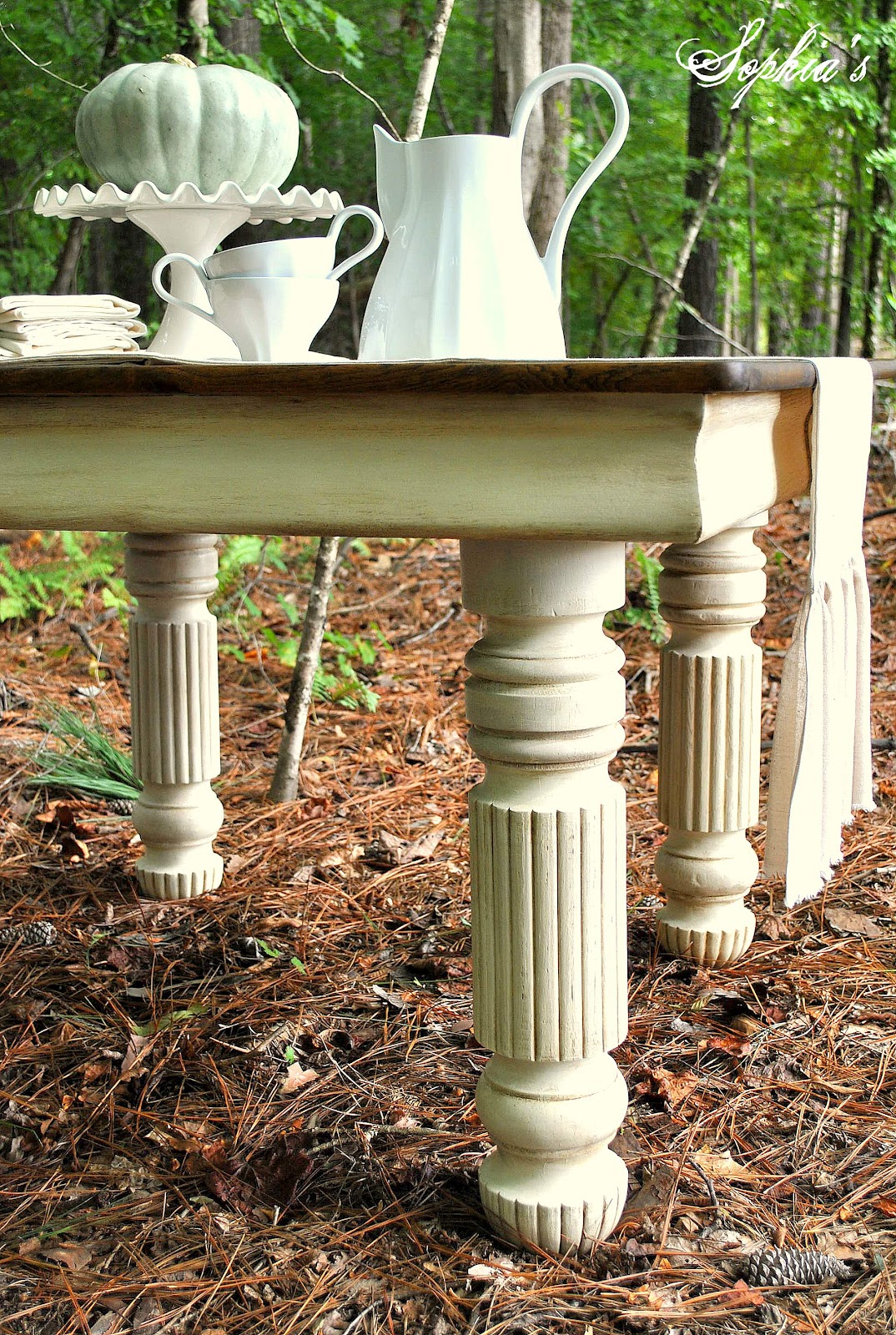 Sophia's An Old Oak Table Transformation