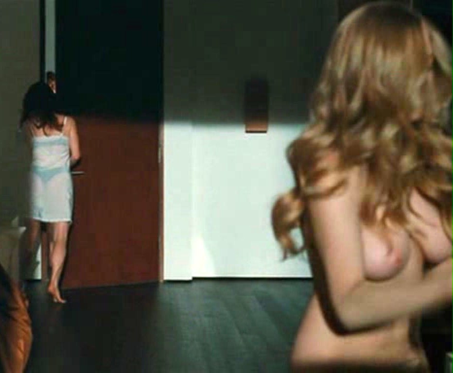 amanda seyfried licking pussy wwe divas candice michelle porn