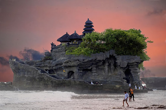 Tanah Lot auf Bali