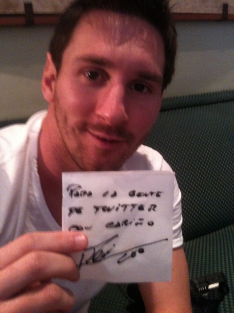 Lionel Messi y Antonella Roccuzzo - YouTube