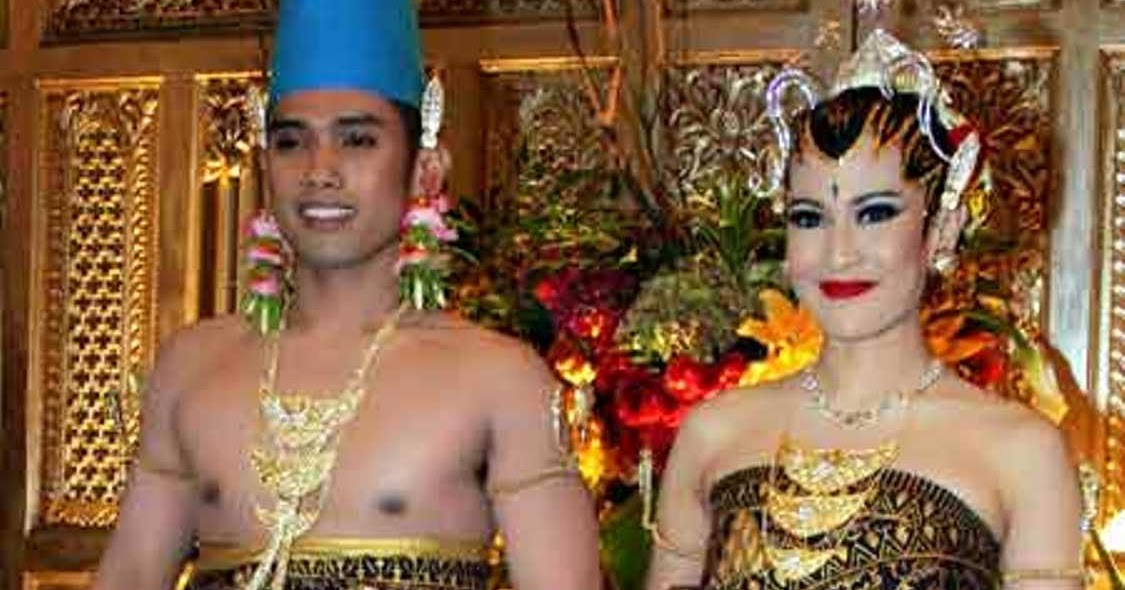 baju pengantin adat jawa tengah berjilbab 