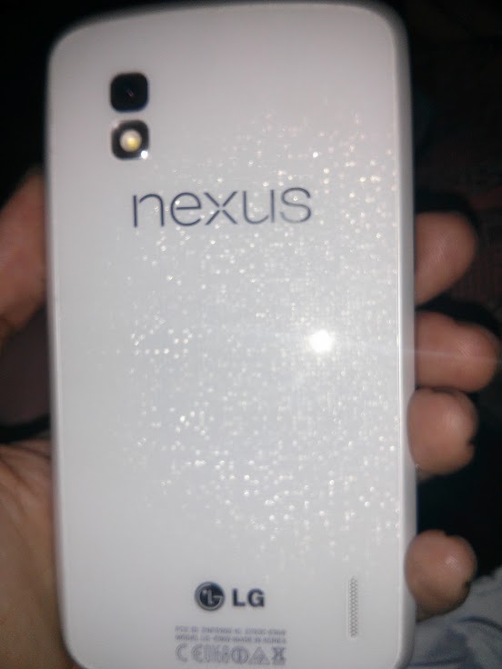 White Google Nexus 4