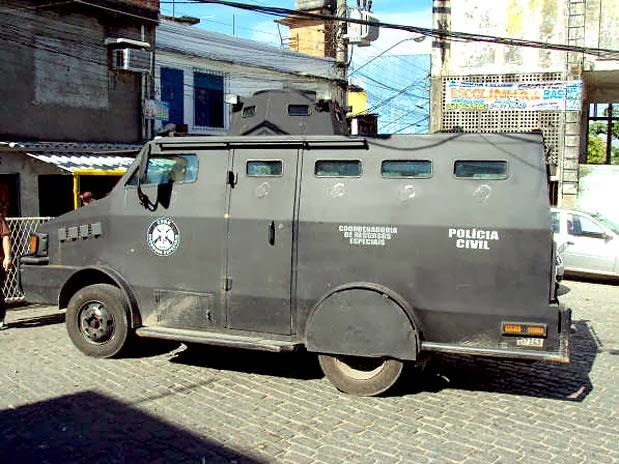 A violência na baixada fluminense vitima um musico CAVEIRA_PC_LATERAL