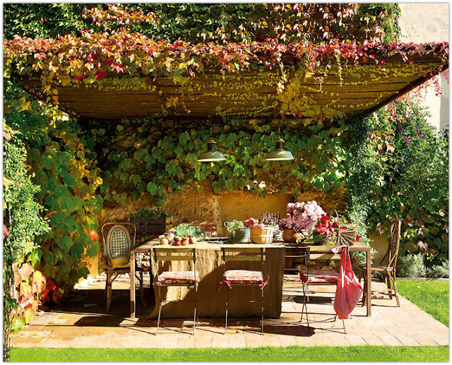 Old mansion in the Spanish countryside