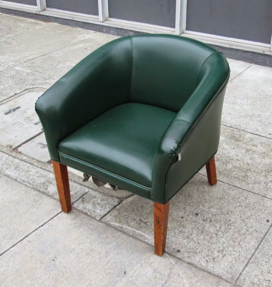 UHURU FURNITURE & COLLECTIBLES SOLD Dark Green Club Chair 30
