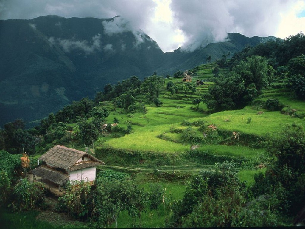 http://4.bp.blogspot.com/-shkdNU3zNnQ/TdesSlFCKmI/AAAAAAAADgE/W-qetsDLfVg/s1600/Num+Village+Nepal.jpg