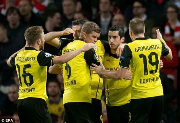 Hasil Liga Champion 2013: Arsenal vs Borussia Dortmund 1-2