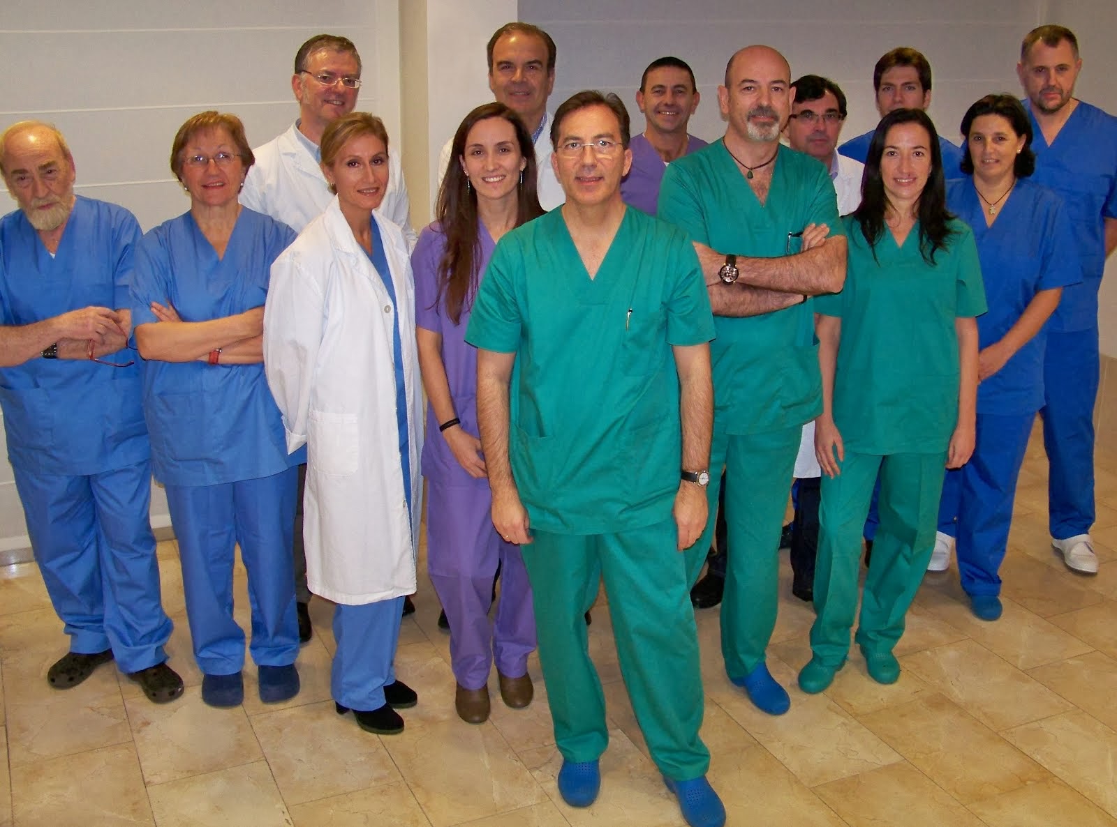 Doctor Joaquín Resa y equipo de la Unidad de Cirugía Laparoscópica de la Obesidad y el Metabolismo