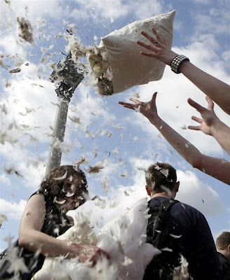 2nd April International Pillow Fight Day
