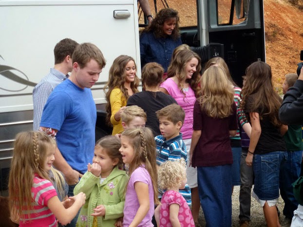 The Duggars arrive at the Bates home in the hills of eastern Tennessee