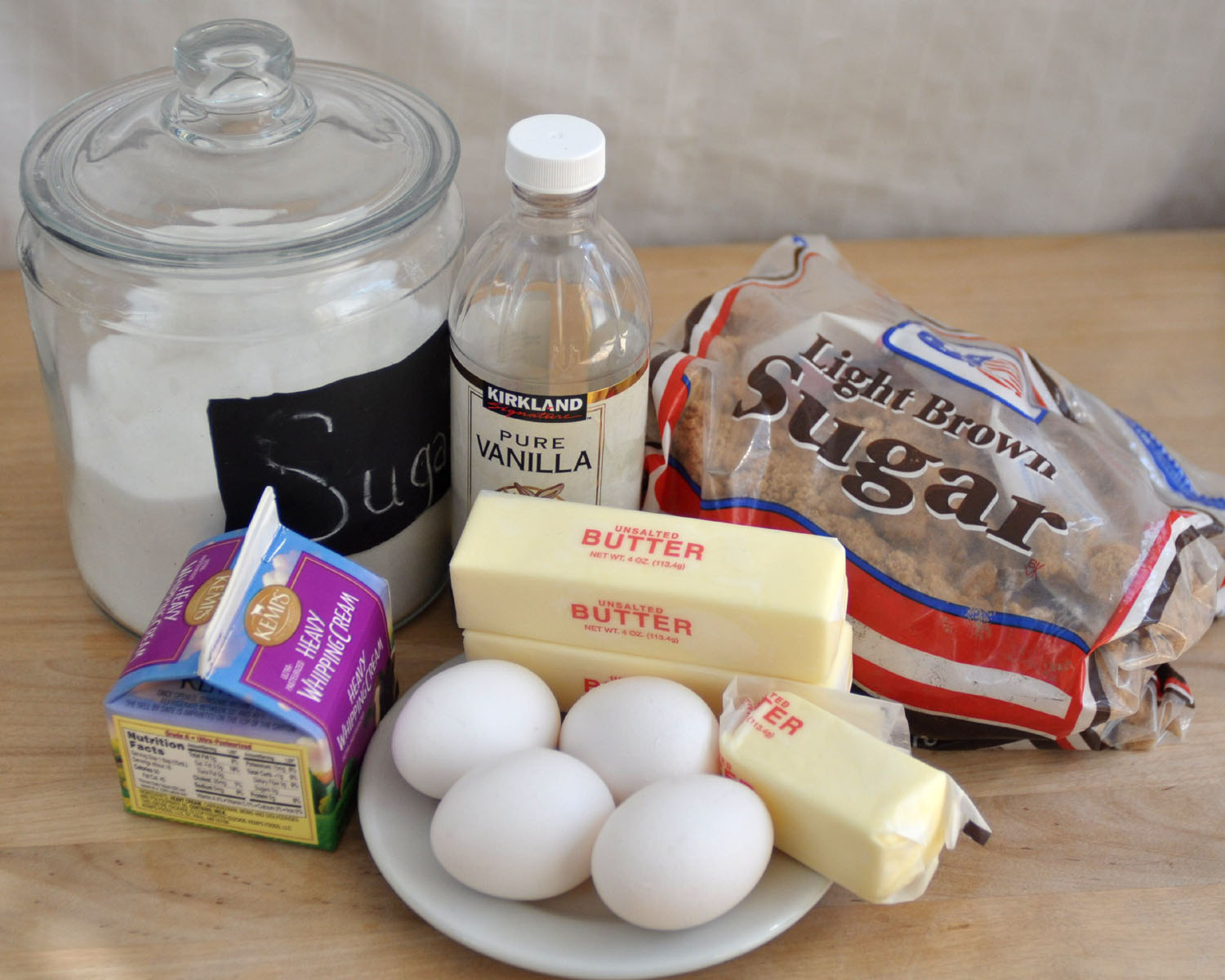 Beki Cook's Cake Blog Rich Caramel Icing {Recipe}