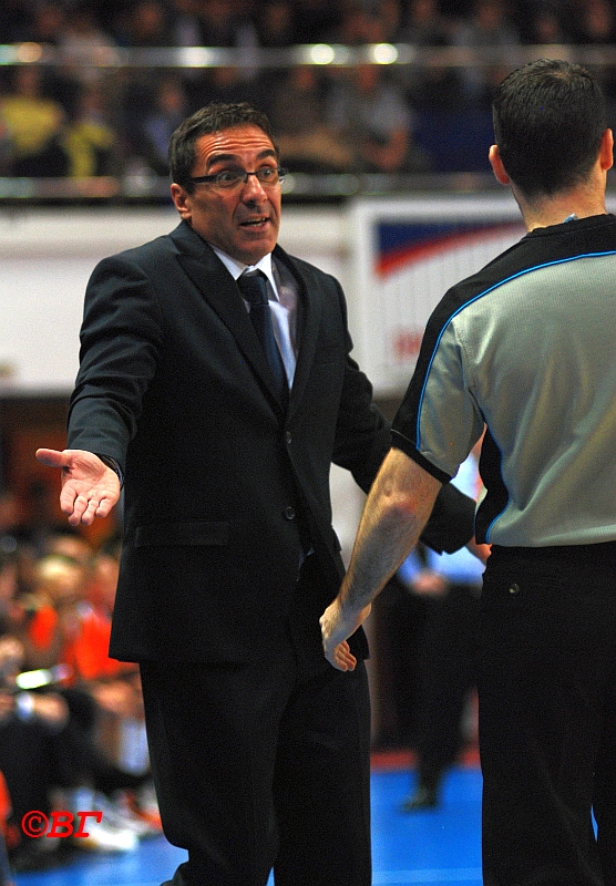 Яцек Винницки