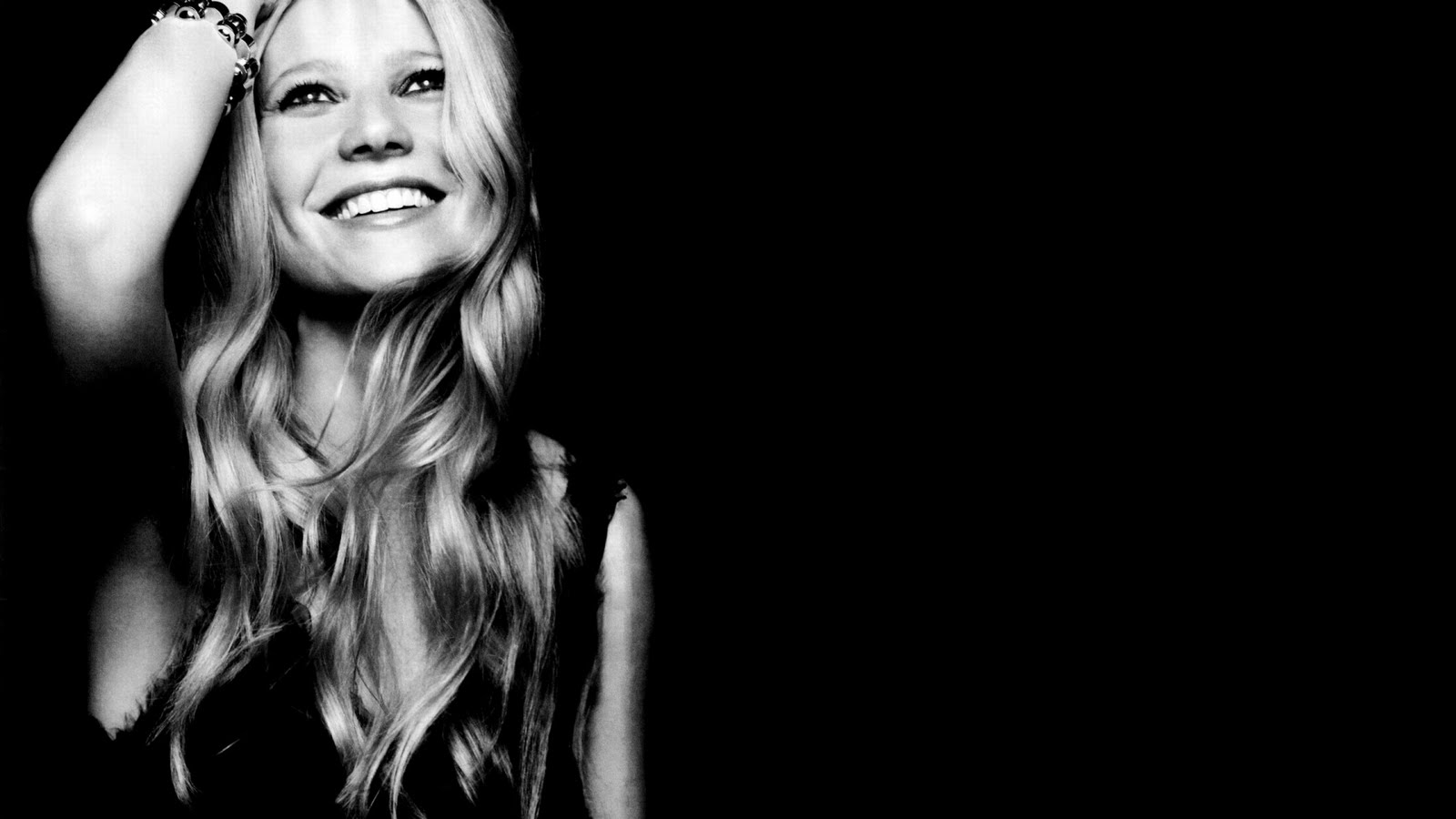 http://4.bp.blogspot.com/-sk_0ERy1BbM/Tc4iG07JnlI/AAAAAAAAD2o/k6CjHEPmclo/s1600/Gwyneth-Paltrow-a-Wallpapers-07.jpg
