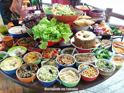 Creperia Mariposa: Buffet de Saladas da loja do Shopping Paralela